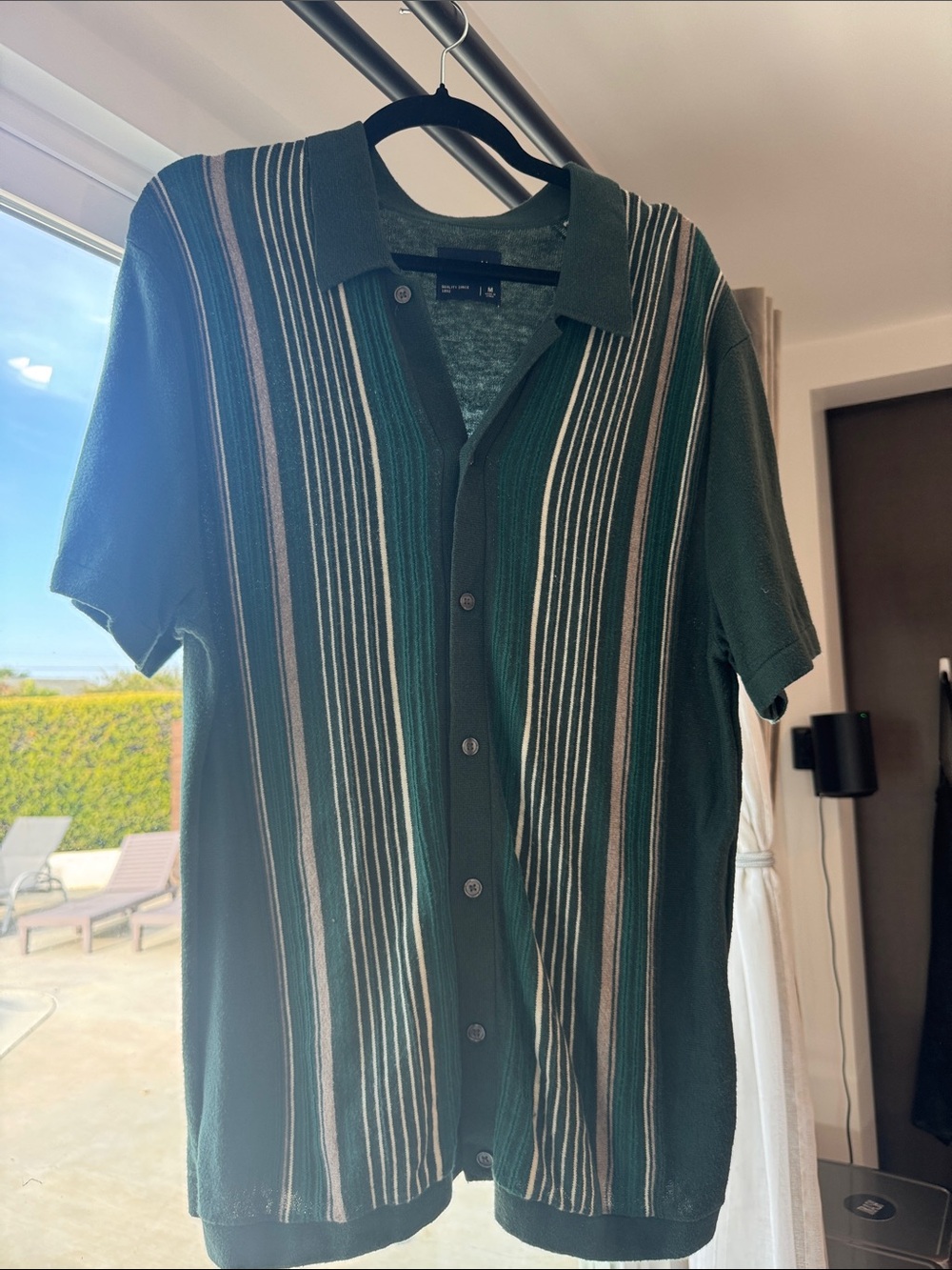 Men's Green Short-Sleeve Button Polo Shirt with Vertical Stripes